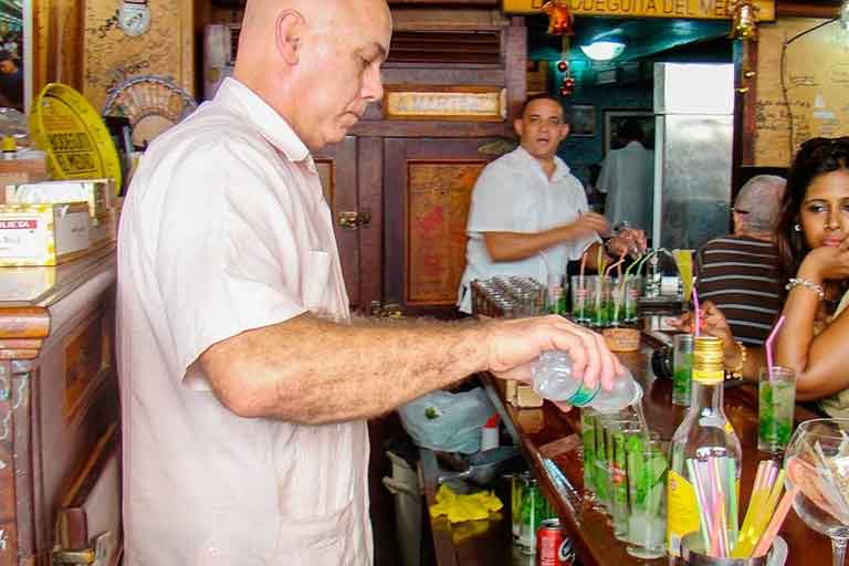 La Bodeguita del Medio a Cuba - Corriere del Bar